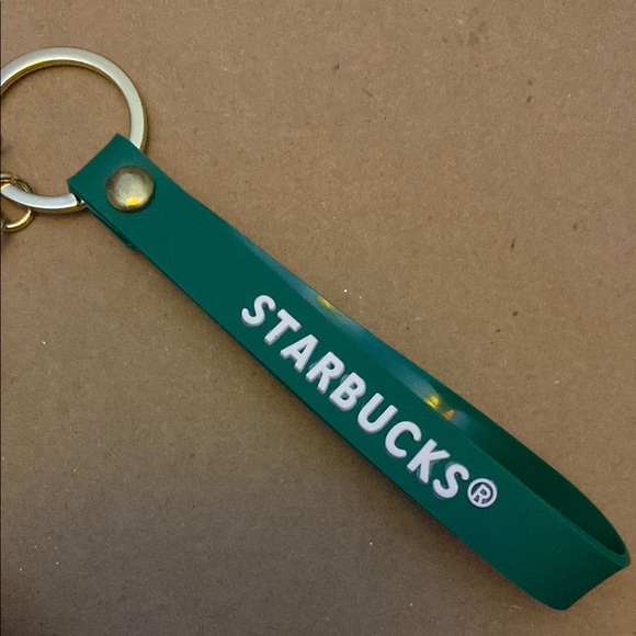Starbucks Refresher Drink Keychain - Picture 2 of 3